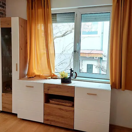 Apartment Old-timer