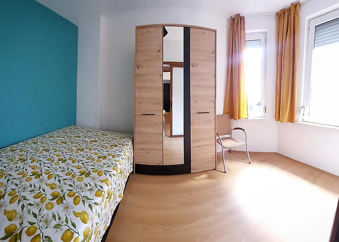 Old-timer Apartment *