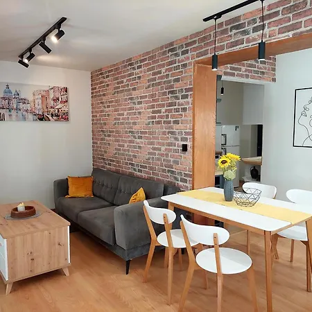 דירה Old-timer וארנה